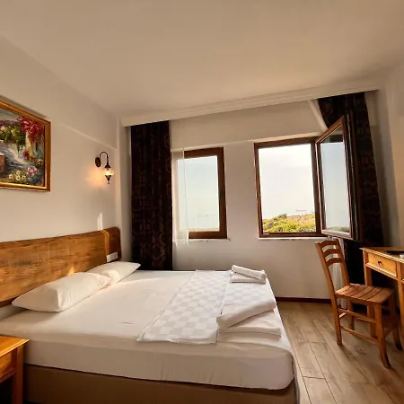 Sukha & Hotel *