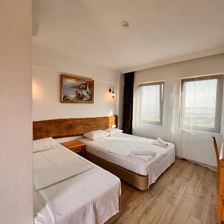 Sukha & Hotel *