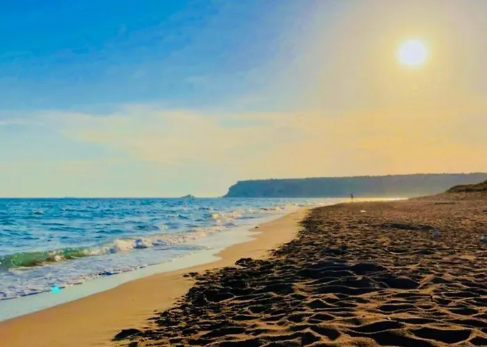 Sukha Hotel&beach Hotel *