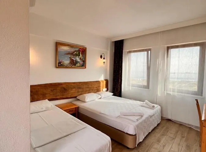 Sukha Hotel&beach Hotel *